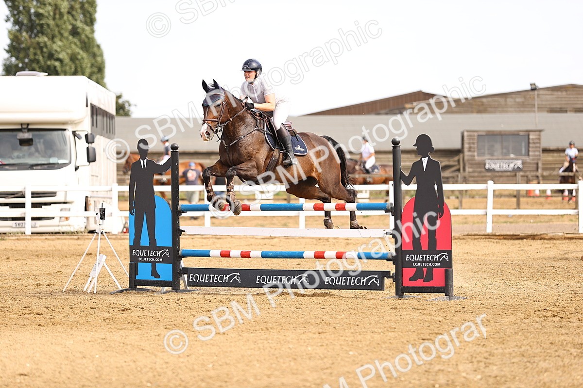 SBM_001516 - Class 6 - Senior Newcomers 1.10m