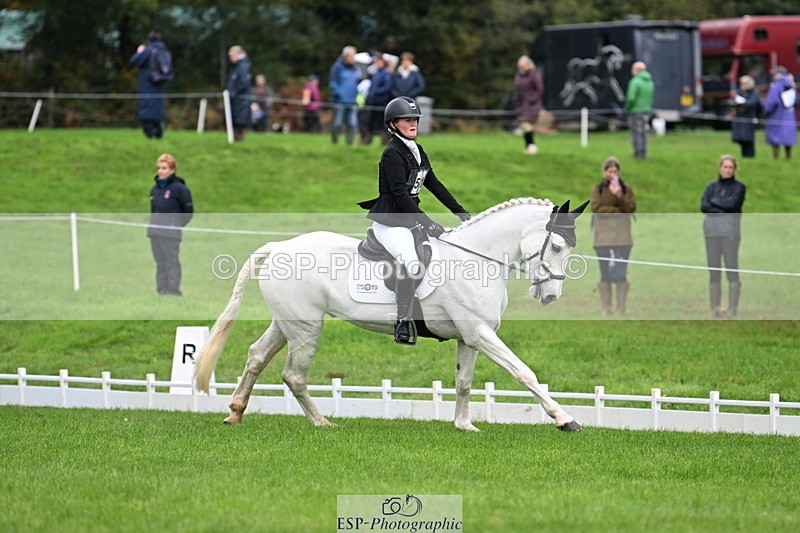 251023A-114427-03664 - G-515-Jessica.Saunders