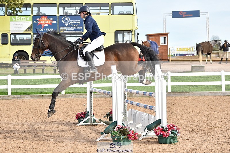 231015A-144342-08784 - Cls 26 1.05m Grand Prix