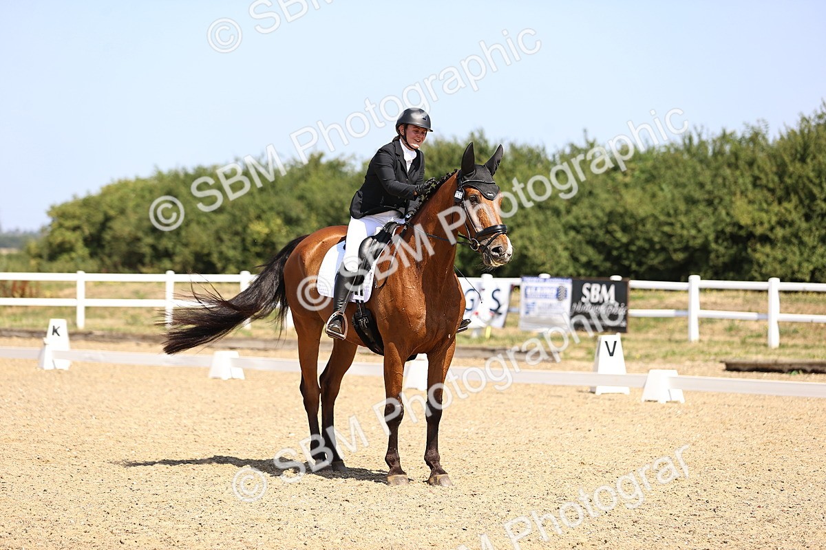 SBM_009464 - Novice 5 - 9.50-10.53