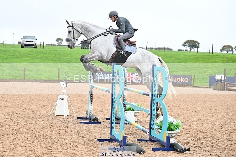 251003-115852-00627 - Cls 2 Newcomers and 1.10m