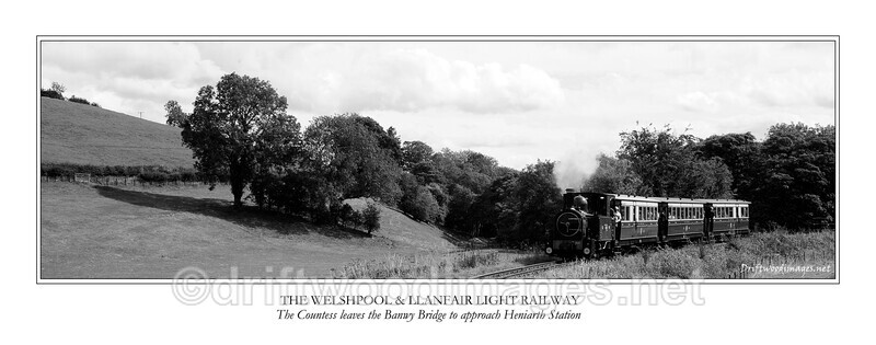 WLLR Countess with Pickering coaches approaches Heniarth Station with - The Welshpool & Llanfair Light Railway