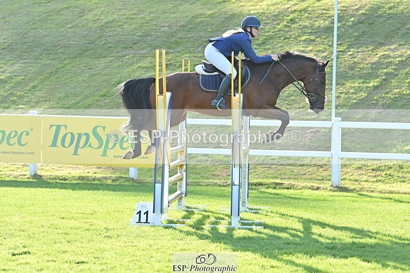 230909-174719-07781 - Cls 14 Snr 1m Derby