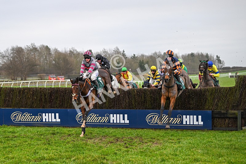 110124-Race 3-Time For A Pint-2389 - Race 3