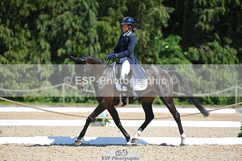 230526-144820-07014 - 485-OPPOSITION_HERALDIK_GIRL-Kirsty_Chabert-DR
