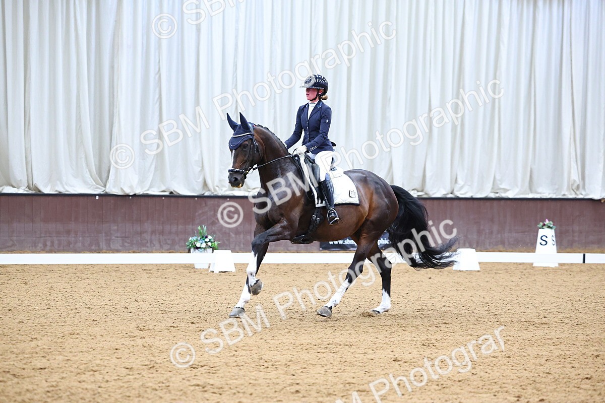 SBM_008437 - Class 8 - AM6 - 17.20-18.08