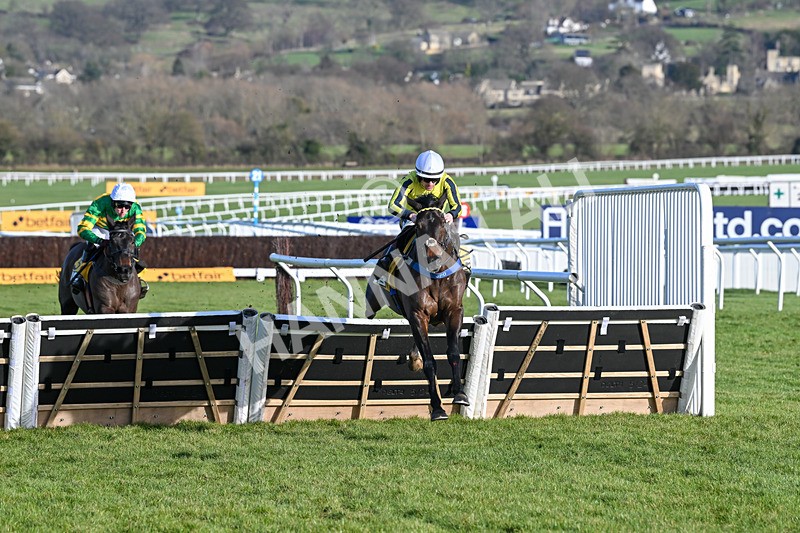 250125-Race 2-East India Dock-4077 - Race 2