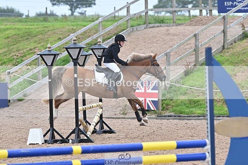 240813-185800-00812 - Classes 5 A&B & 6 80cm