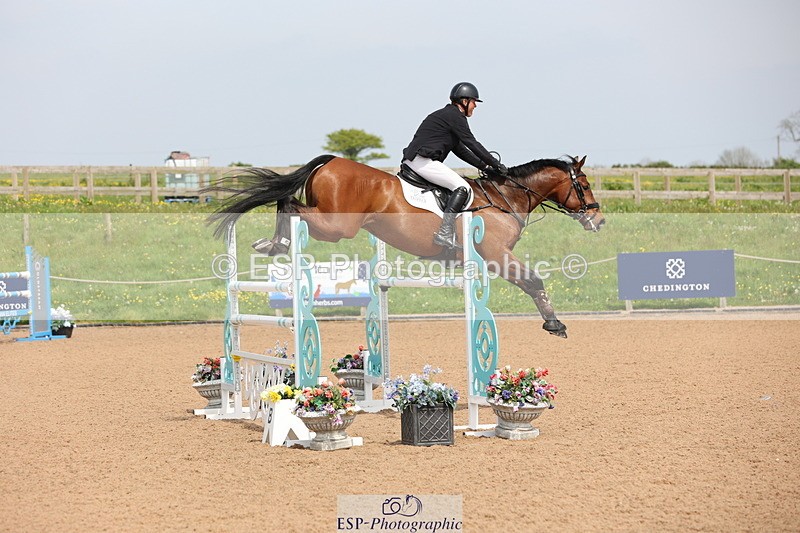 240511A-151719-14617 - Cls 36 National 1.30m Open