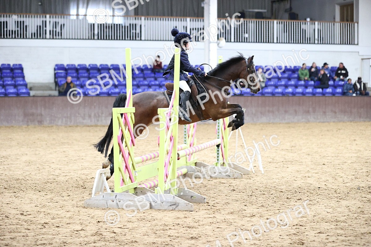 SBM_001572 - Class 5 - Henlow Veterinary Hospital 70cm