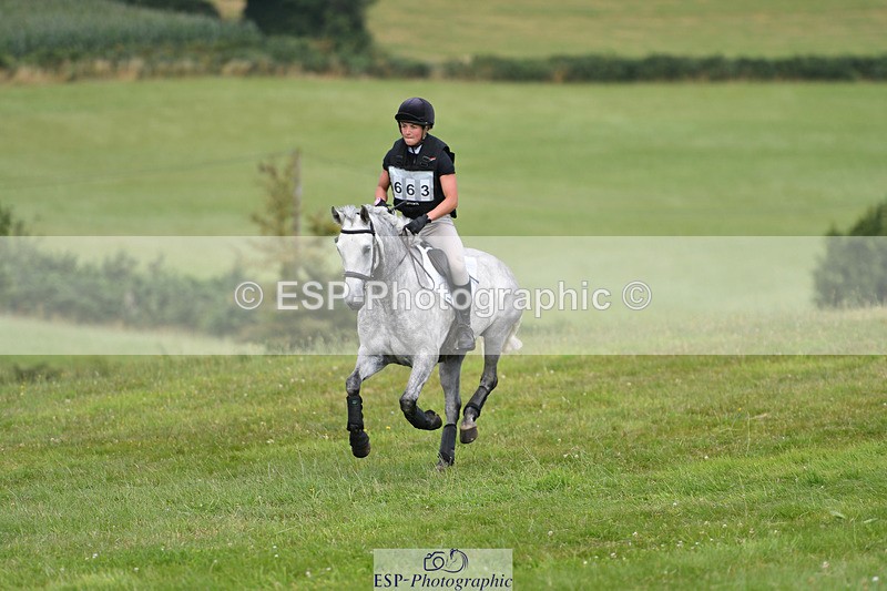 240804-155823-17815 - 663-Emma_Langfjord-Friend-MOUNTROSS_FIONN