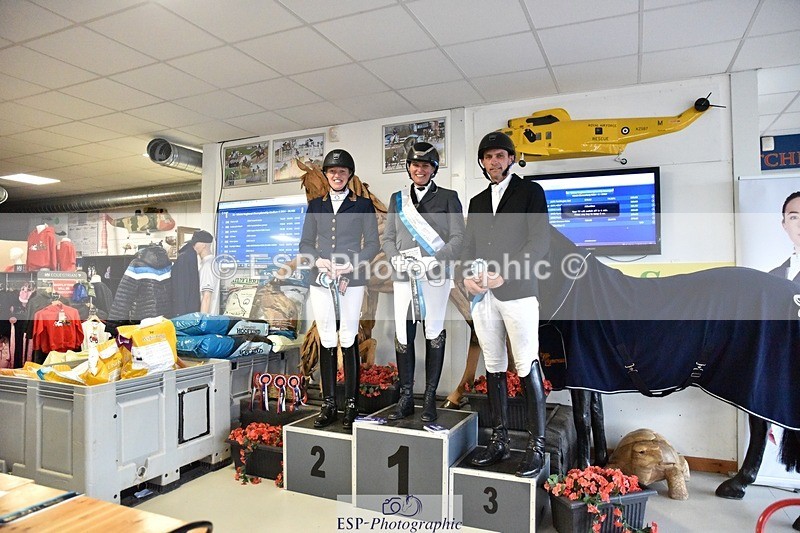 250215-131552-03690 - Medium Silver Presentations