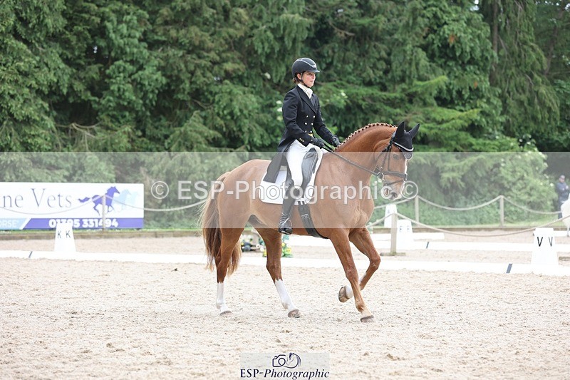 240524-154640-09967 - 367-CROSSTOWN_FINTANS_LAST-Catherine_Burrell