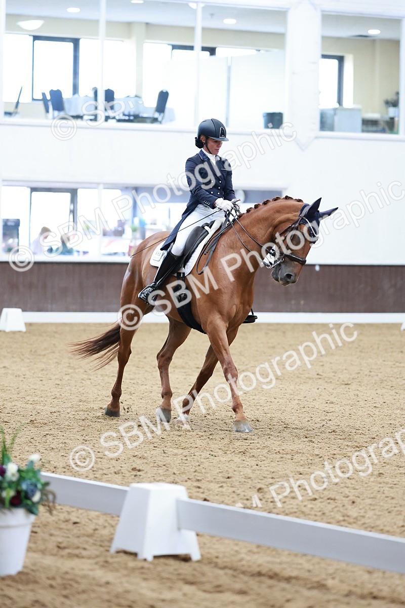 SBM_016338 - Class 5 - FEI INT II - 17.24-18.20