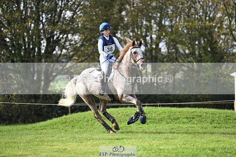 231020-111821-07118 - 038-IRISH.KONNECTION-Natasha.Anson-XC