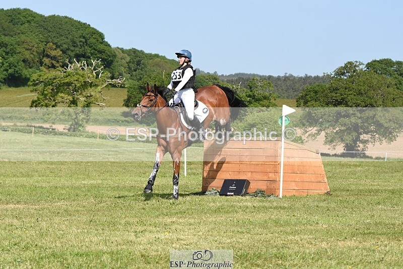 230527-102234-08207 - 253-MY_EASTWOOD_BRIGHTSIDE-Darcy_Zander-XC