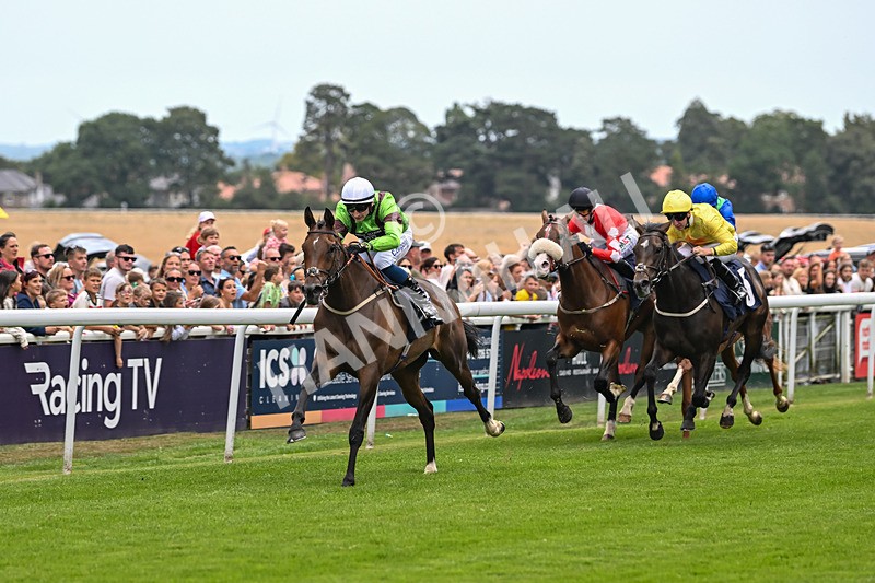 290725-Race 2-Queen Roslyn-9762 - Race 2