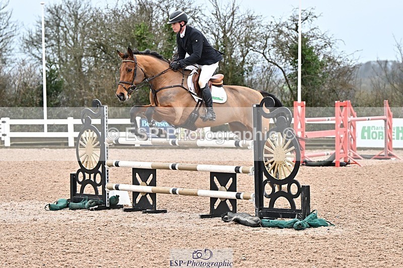 250129-120115-00279 - Cls 04 Snr Newc & 11.0m Open