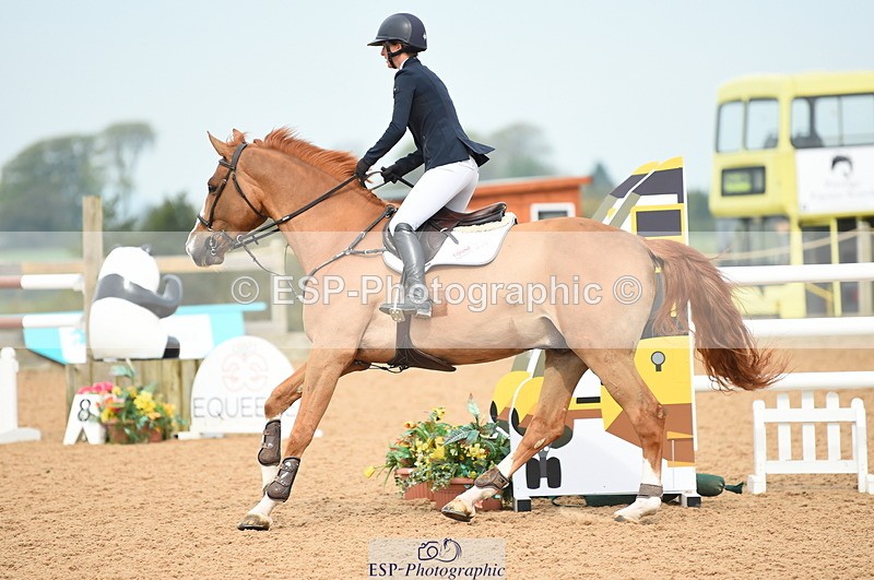 230504A-101548-00563 - Cls 8 Snr Foxhunter