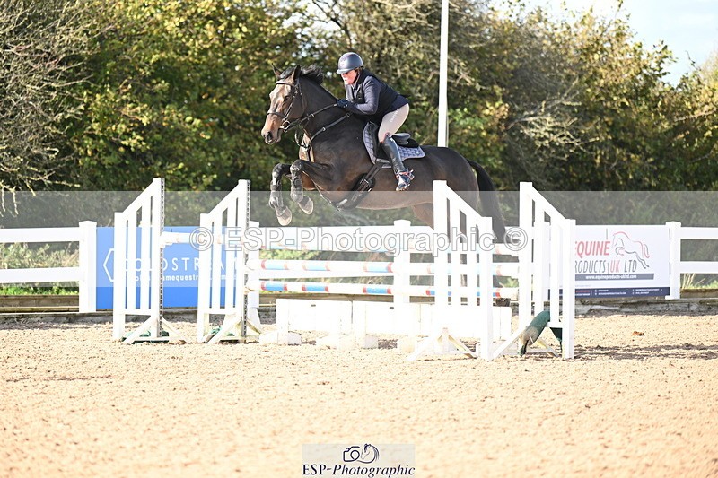 241023A-143028-01058 - Cls 4 Newcomers and 1.10m Open