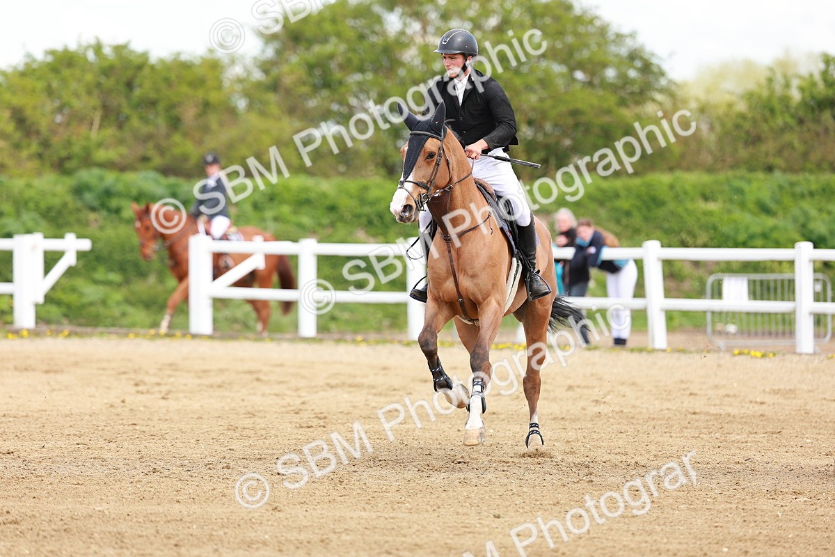 SBM_001954 - Class 4 - Senior Newcomers - 1.10m