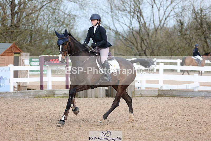 240406A-104418-02843 - Cls 20 British Novice and 90cm Open