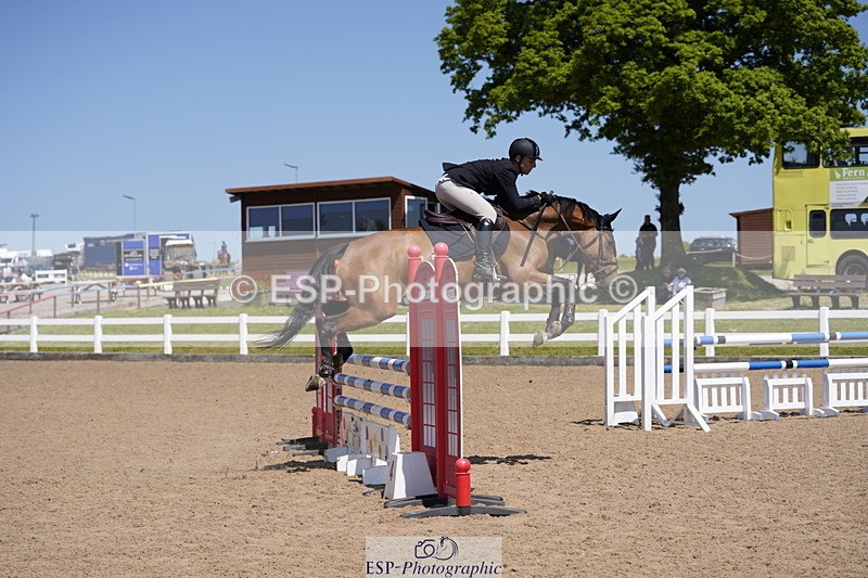 230527A-143040-04678 - Cls 23 1.05m Amateur Quali