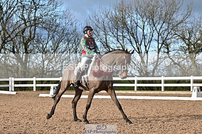 241214-131725-02375 - 106-Tyler.Bradshaw-Mexx