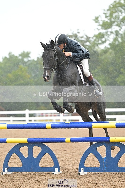 240925A-134305-00973 - Cls 4 Newcomers and 1.10m Open