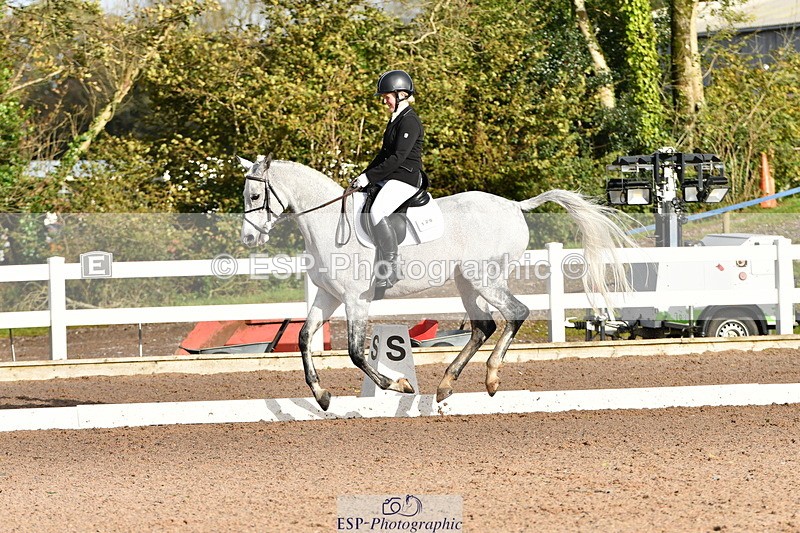 231104A-105405-00174 - Cls 4 Novice 22