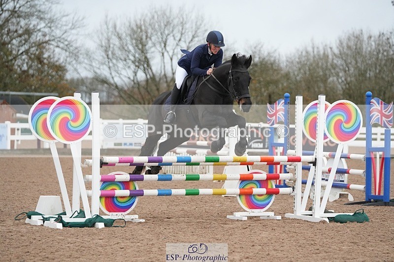 251109-084328-03069 - Cls 15 British Novice and 90cm Open