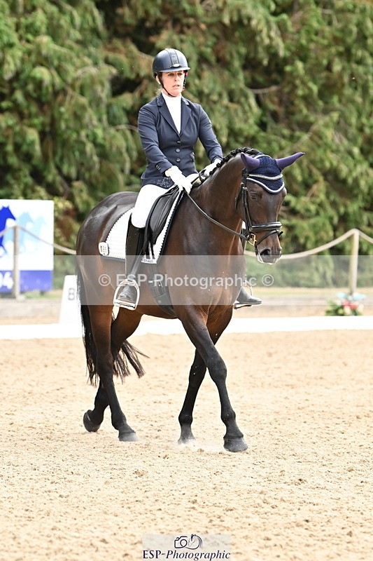 250808A-141156-00819 - 065-Jenny.Lo-VelPrince.T