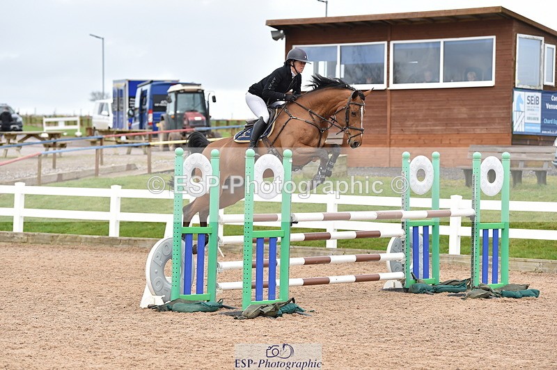 240327A-143402-00800 - Cls 5 Foxhunter and 1.20m Open