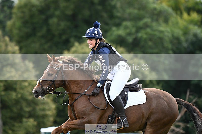 240825X-171920-37476 - 80cm XC 16.30 to 17.30