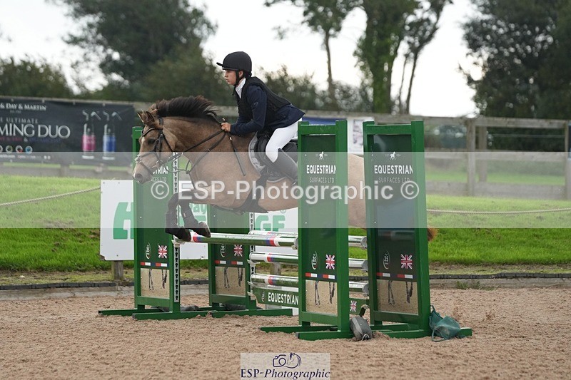250920-100256-00533 - Cls 5 Pony British Novice and 80cm