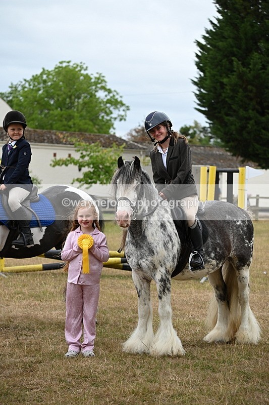 WJ6_9777 - Class 12 Minimus Jumping 45cm