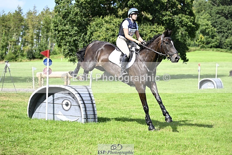 240803-161642-09902 - 263-Torie_Sleep-DUTCH-MAN