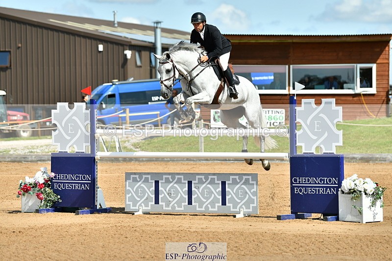 230720A-104914-01979 - Cls 5, 2 Star Medium 1.35m