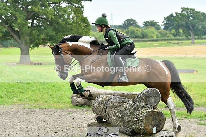 230817-131749-00894 - Theo's 1st Group - XC