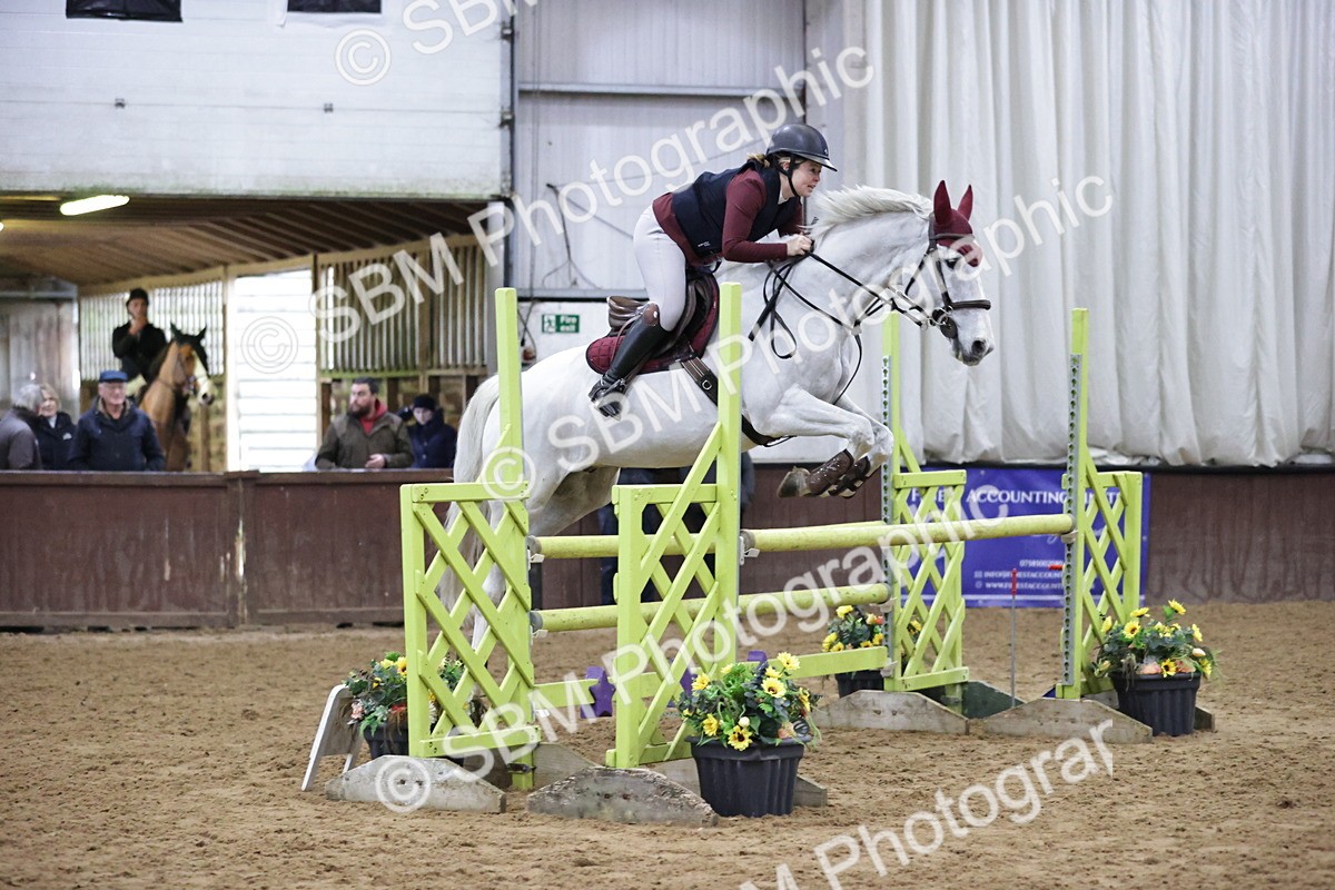 SBM_000879 - Class 3 - Nupafeed Supplements Senior Discovery/ 1m Open