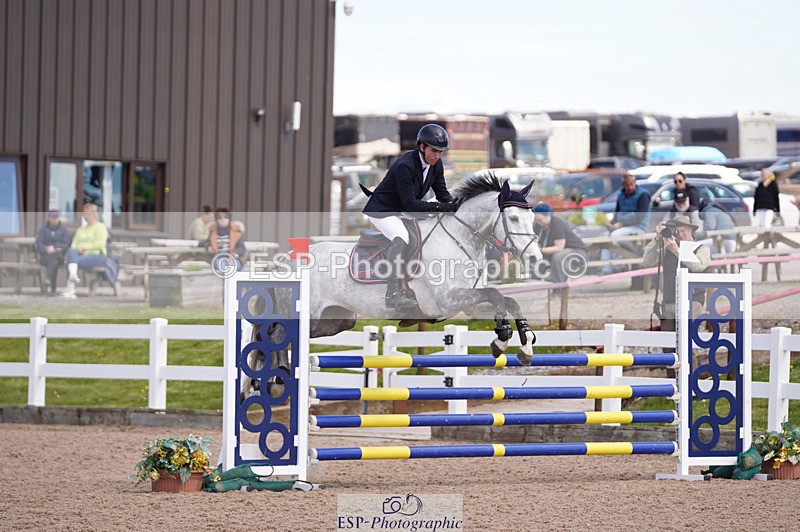 240418A-131703-03001 - Cls 37, Amateur 1.05m