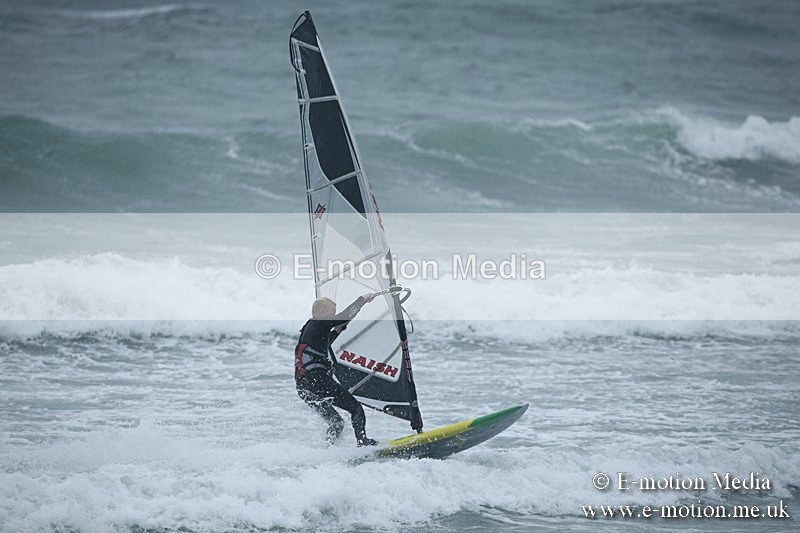WS 150913-263 - Windsurfing