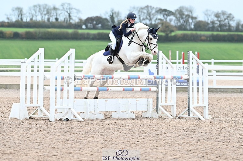 231118A-121132-01791 - Cls 6 BlueChip Pony Sapphire Qualifier