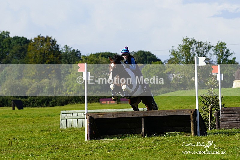  WWHT 031021 518 - WWEC Novice Restricted (0.80m) 18/10/20