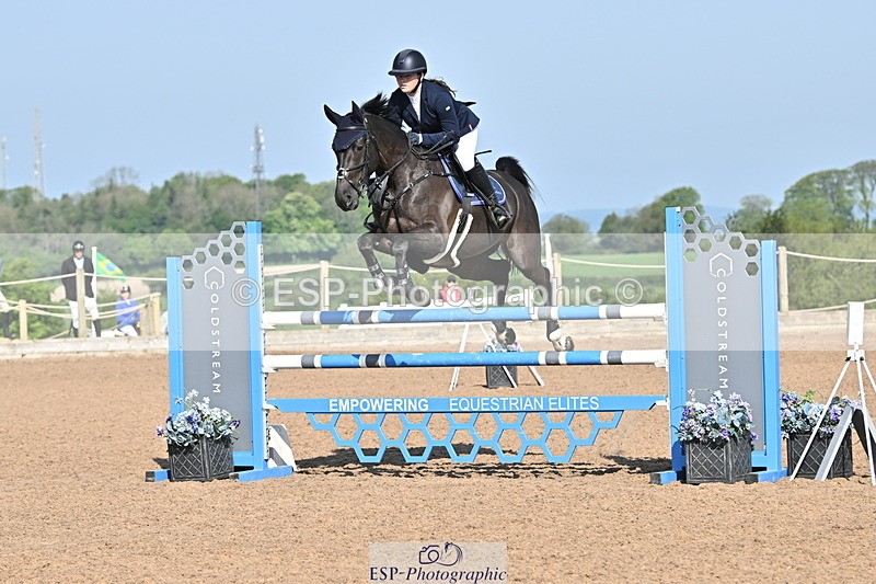 240509A-091101-00465 - Cls 8 Foxhunter