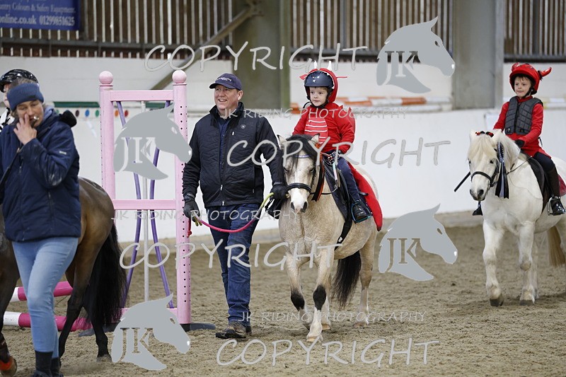 _T0A0963 - Class 1 Cross poles