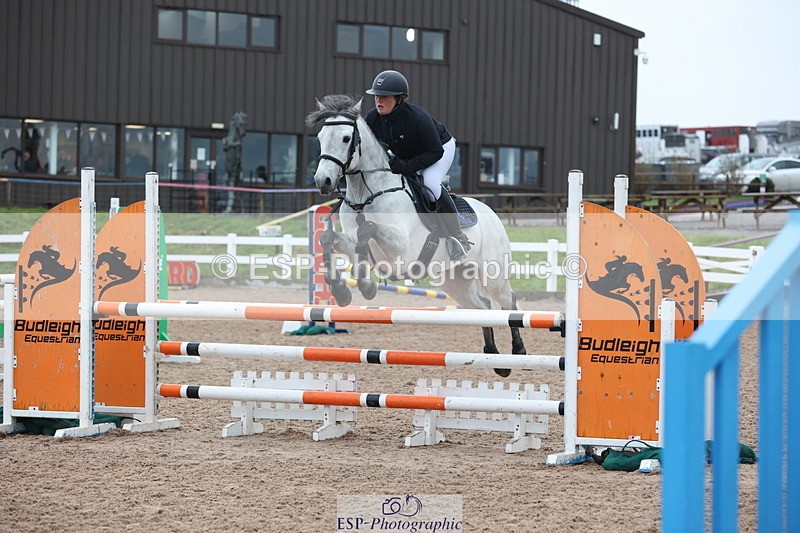 231112A-092615-02923 - Cls 17 Blue Chip Novice Winter Qualifier