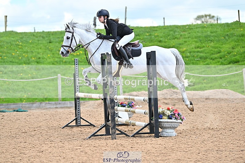 240504A-120053-01373 - Cls 3 Pony Discovery & 90cm Open