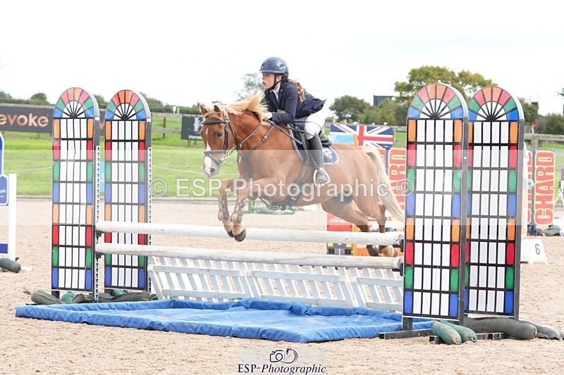 250921-143811-03697 - Cls 20 Pony 80cm Derby