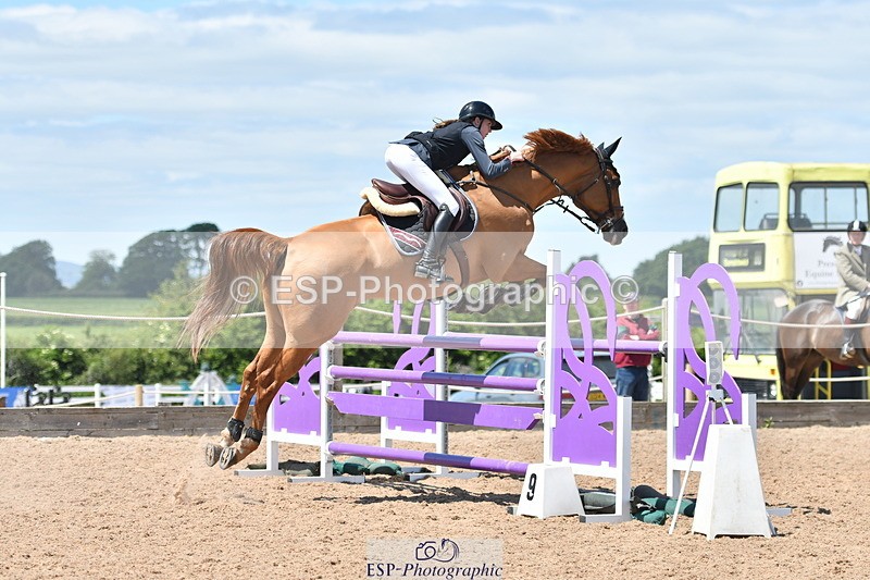 240609A-131150-05547 - Cls 18 Snr Newcomers and 1.10m Open